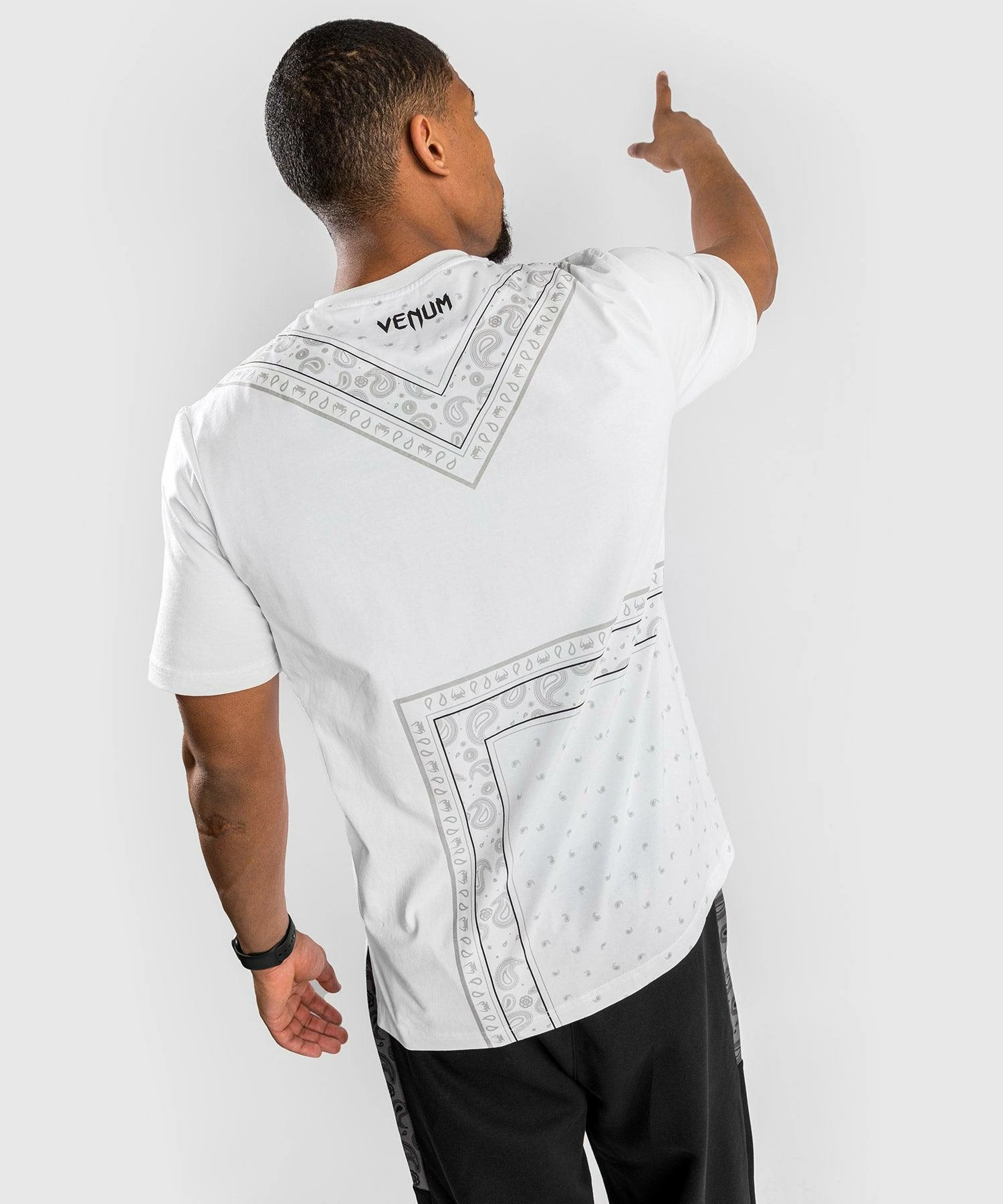 Venum Cali 34 T-Shirt - Regular Fit - White 5 Venum Cali 34 T-Shirt - Regular Fit - White - Image 3