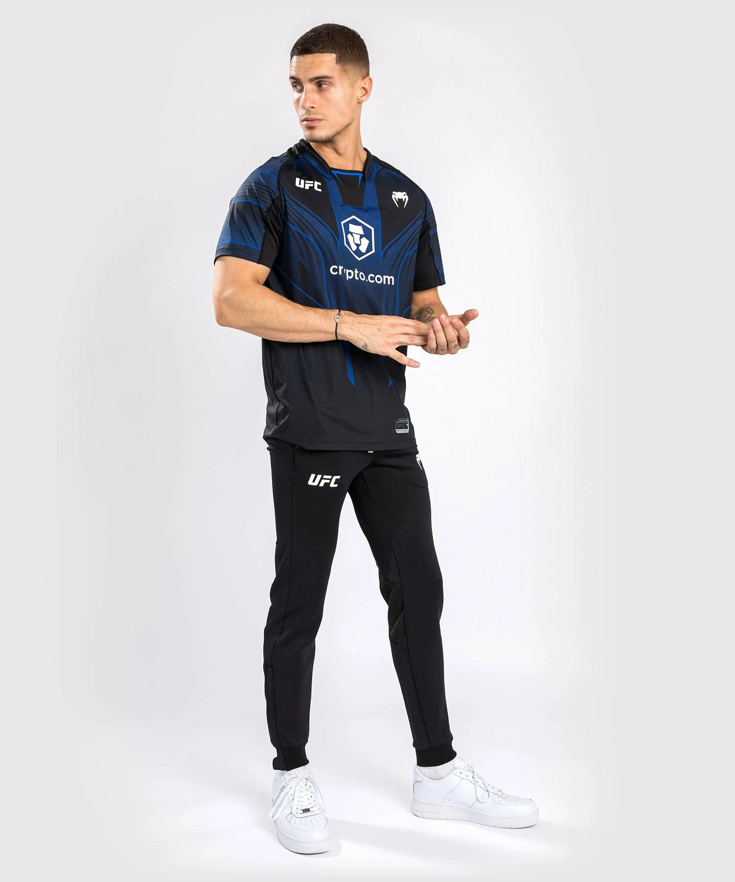 CSD FASHION UFC AUTHENTIC FIGHT NIGHT 2.0 KIT BY VENUM MEN'S WALKOUT JERSEY - Midnight Edition 5 CSD FASHION UFC AUTHENTIC FIGHT NIGHT 2.0 KIT BY VENUM MEN'S WALKOUT JERSEY - Midnight Edition - Image 3