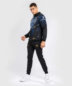 CSD FASHION UFC AUTHENTIC FIGHT NIGHT 2.0 KIT BY VENUM MEN'S WALKOUT HOODIE - Midnight Edition - Champion 14 CSD FASHION UFC AUTHENTIC FIGHT NIGHT 2.0 KIT BY VENUM MEN'S WALKOUT HOODIE - Midnight Edition - Champion -Venum Shop 2 252F3 252Fe 252F5 252F23e5f27ba1006ae59db136dd82df14da2d73a055 VNMUFC 07 2 61f8c420 07a6 47cf 87c5 eba695c2e69c
