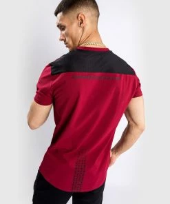 UFC Venum Performance Institute T-shirt - Red -Venum Shop 5 252F2 252Fb 252Ff 252F52bffeaca823c0ea15ec13e316432e6081e1b078 VNMUFC 00090 003 04