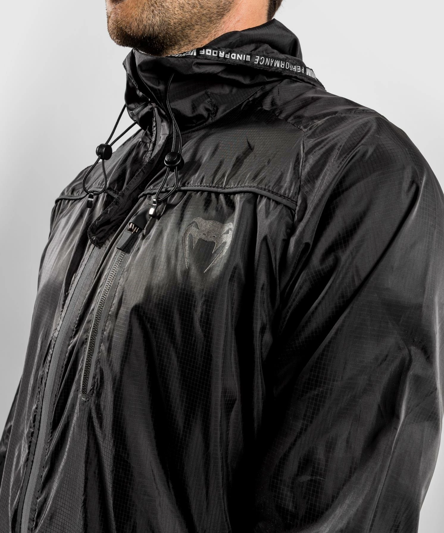 Venum Tempest 2.0 Windproof Jacket - Black 6 Venum Tempest 2.0 Windproof Jacket - Black - Image 4