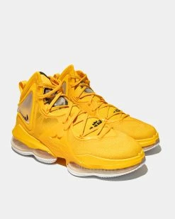 Alternative view of Nike Lebron 19 (University Gold | Black)