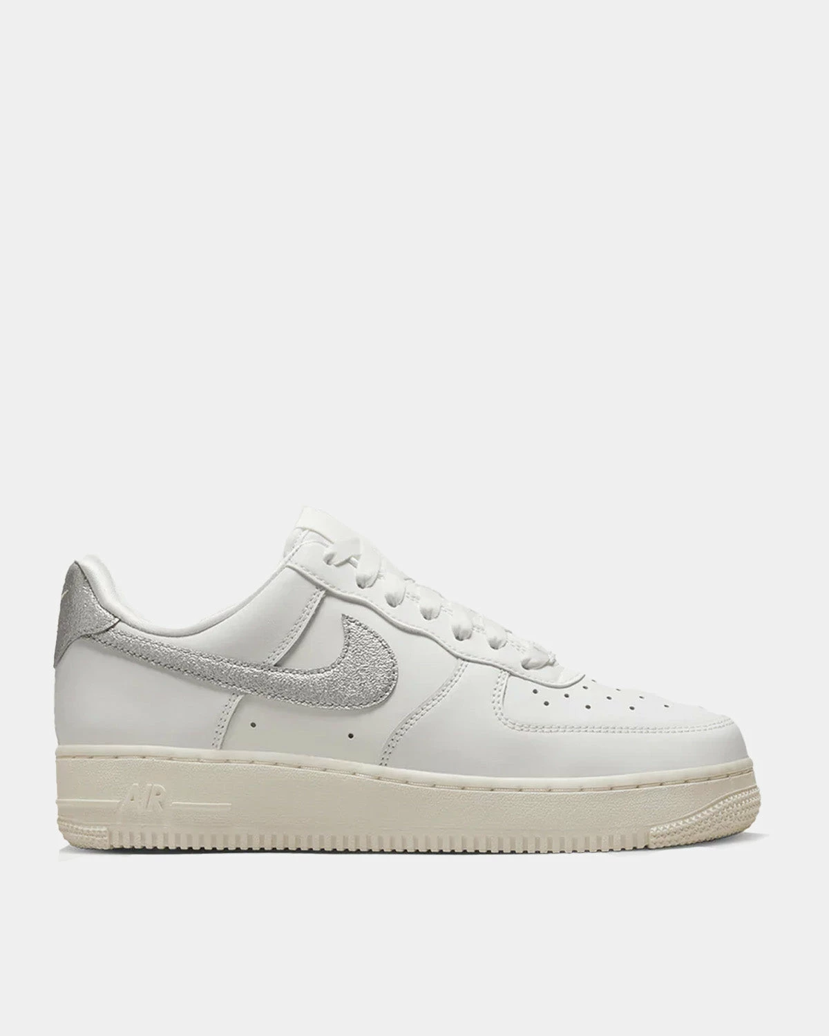 W Nike Air Force 1 '07 (Summit White | Metallic Silver) 3 W Nike Air Force 1 '07 (Summit White | Metallic Silver)