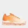 Nike W Air Vapormax Plus (Guava Ice | Rush Org - Black) 2 Nike W Air Vapormax Plus (Guava Ice | Rush Org - Black) -Venum Shop nike DQ8588 800 01