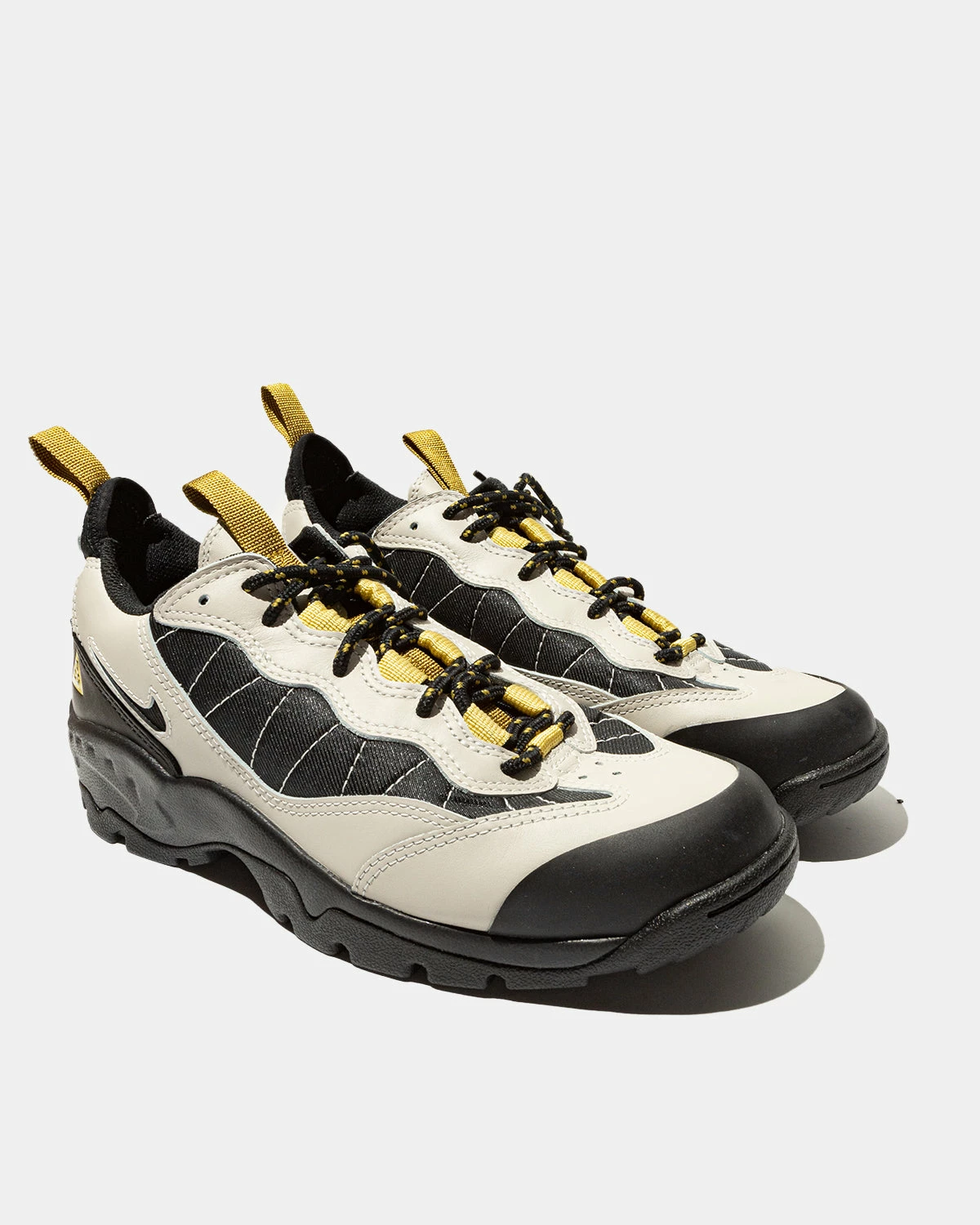 Nike ACG Air Mada (Lt Bone | Blk Celery | Desert Moss) 4 Nike ACG Air Mada (Lt Bone | Blk Celery | Desert Moss) - Image 2